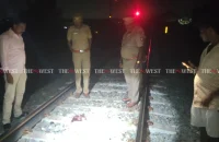 father_commited_suicide_leaping_infront_of_train_with_son