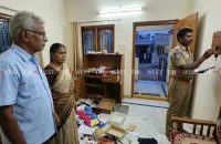 karur_house_breaking_and_car_theft